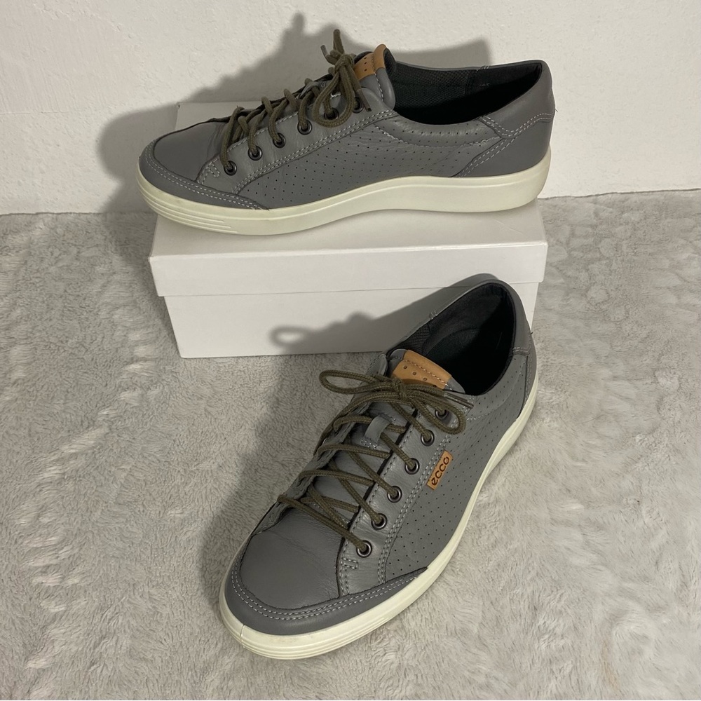 Ecco Soft 7 Gray Leather Low Top Sneakers Men’s Size 9